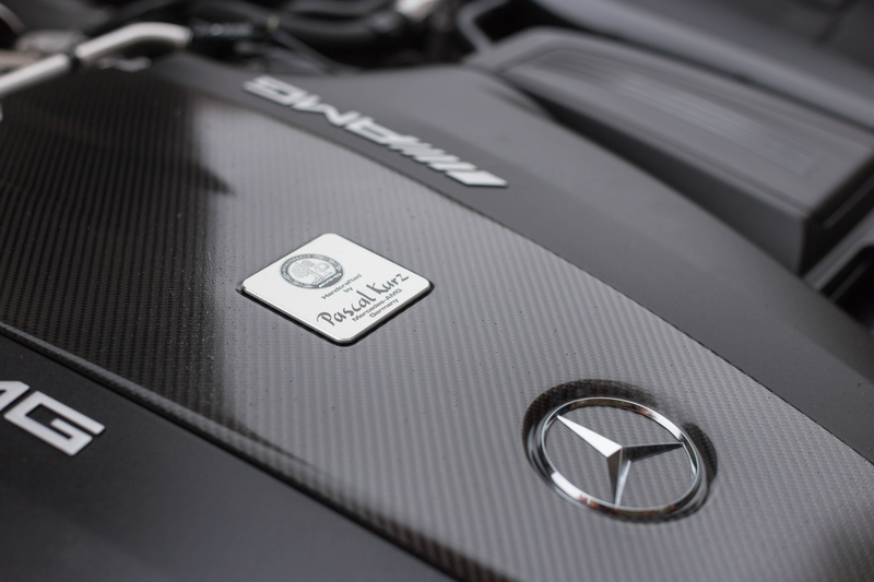 Illustration for article titled The Mercedes-AMG GT C Roadster And Mercedes-Benz 300SL Roadster Both Hail From A Golden Age